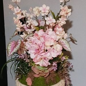 Floral arrangement